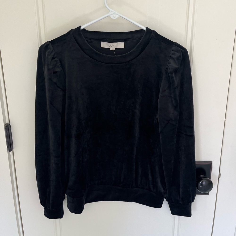 Black semi puff sleeve long sleeve velour LOFT top NWT